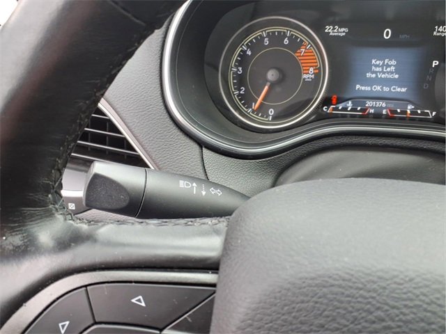 Used 2019 Jeep Cherokee Trailhawk w/ Comfort/Convenience Group image 18