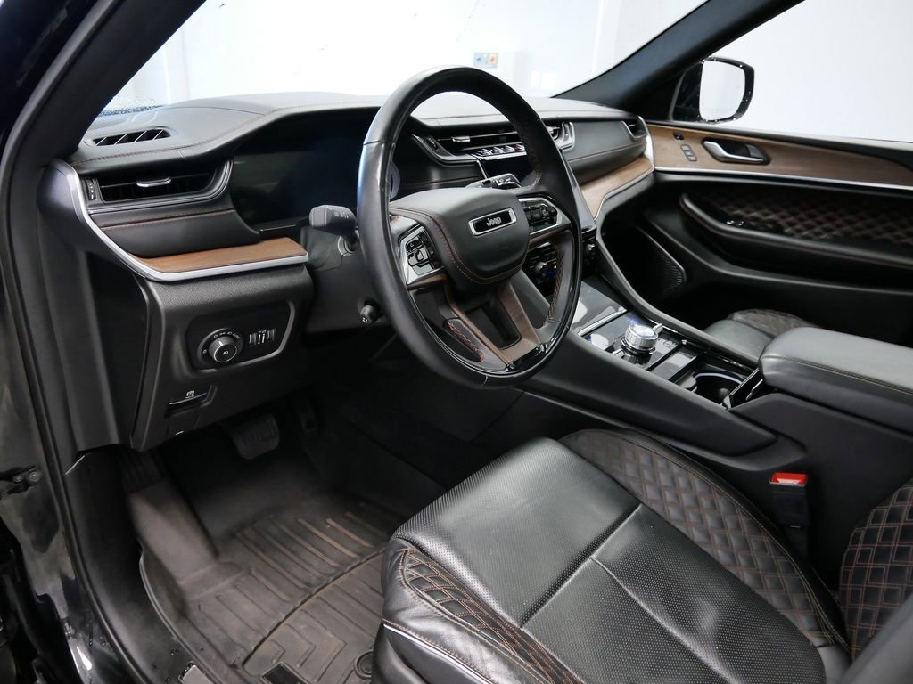 Certified 2022 Jeep Grand Cherokee L Summit w/ Advanced Protech Group IV image 24