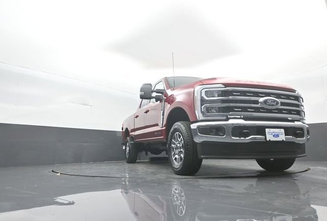 New 2026 Ford F250 Lariat w/ FX4 Off-Road Package image 30