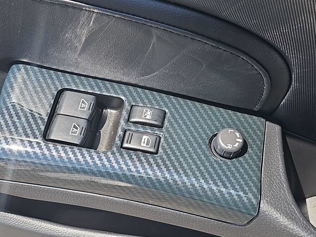 Used 2006 Nissan 350Z Grand Touring RWD image 25