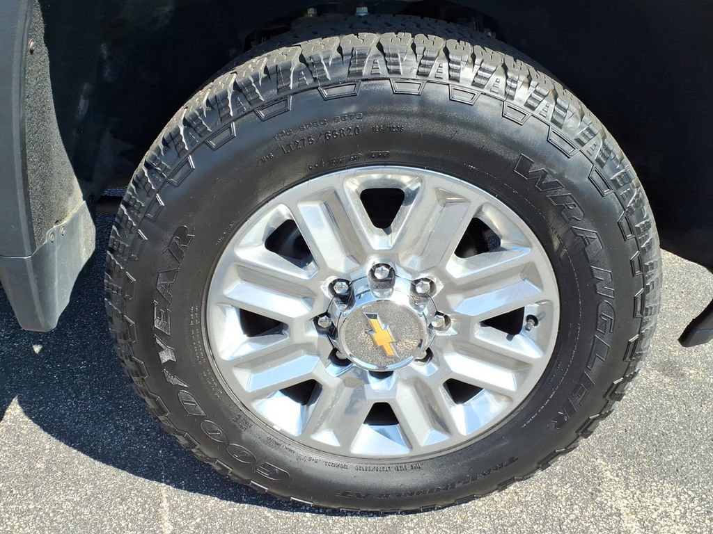 Used 2024 Chevrolet Silverado 2500 High Country AWD/4WD image 22
