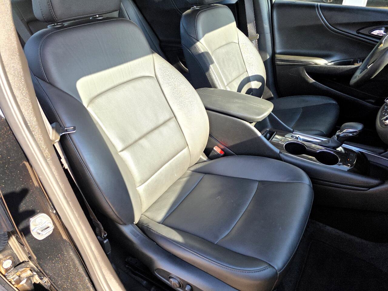 Used 2024 Chevrolet Malibu LT image 19
