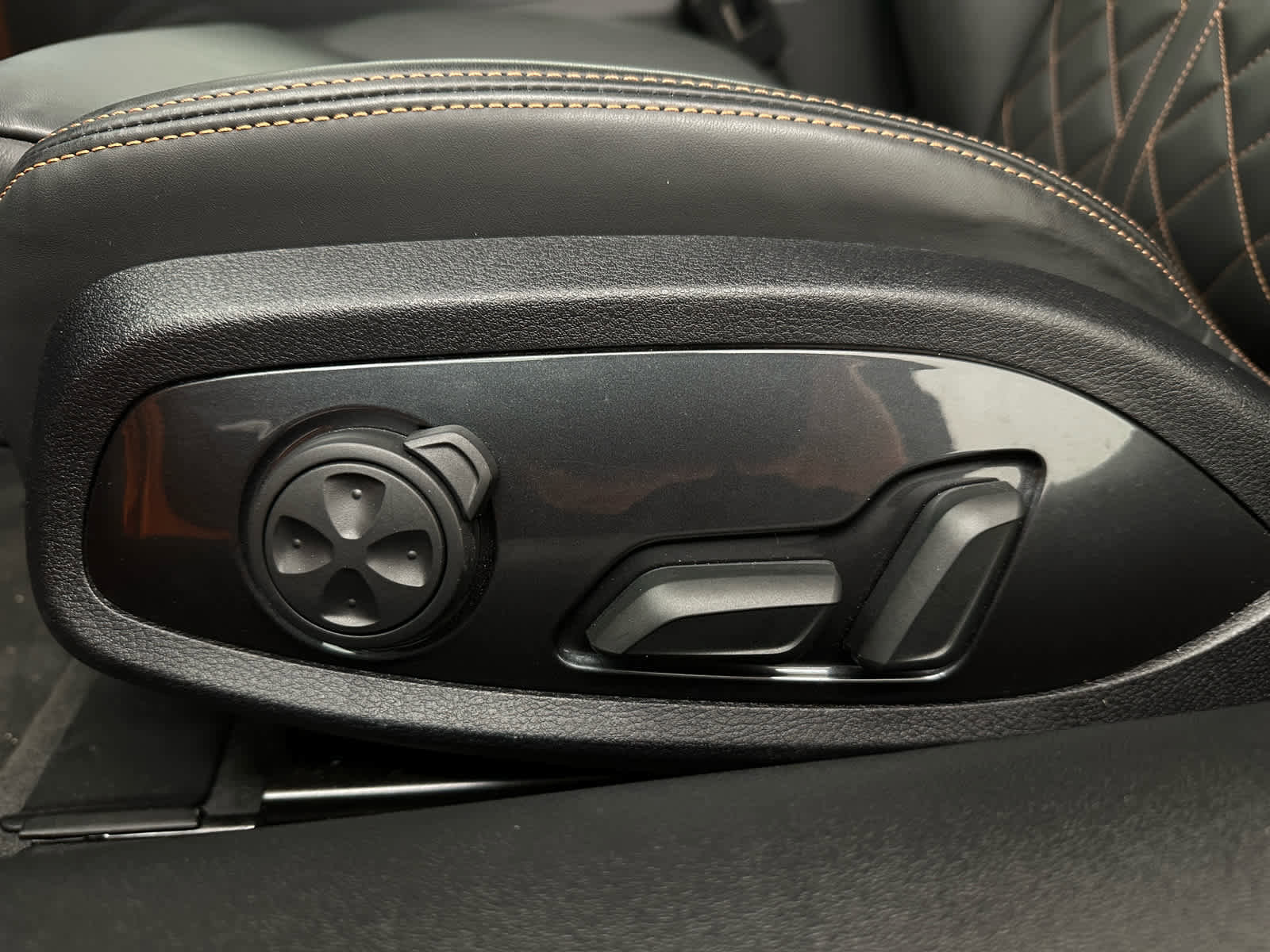 Used 2018 Audi TT RS image 11