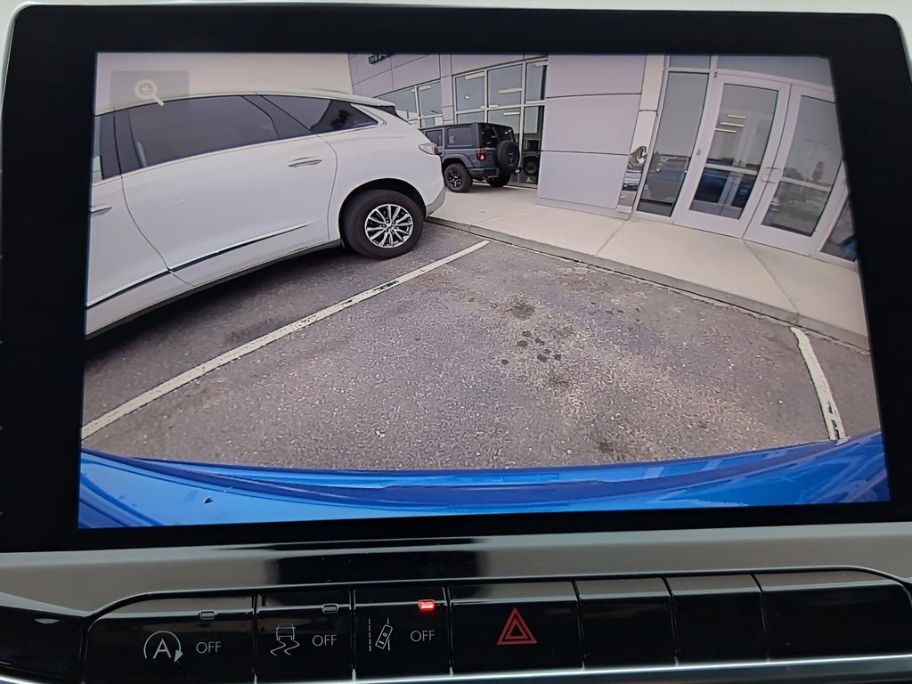 New 2025 Jeep Compass Latitude w/ Sun & Sound Group image 24