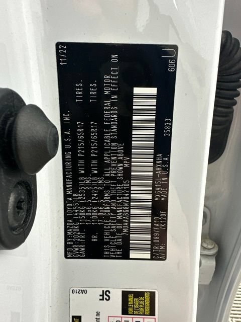 Used 2022 Toyota Corolla Cross L AWD/4WD image 30