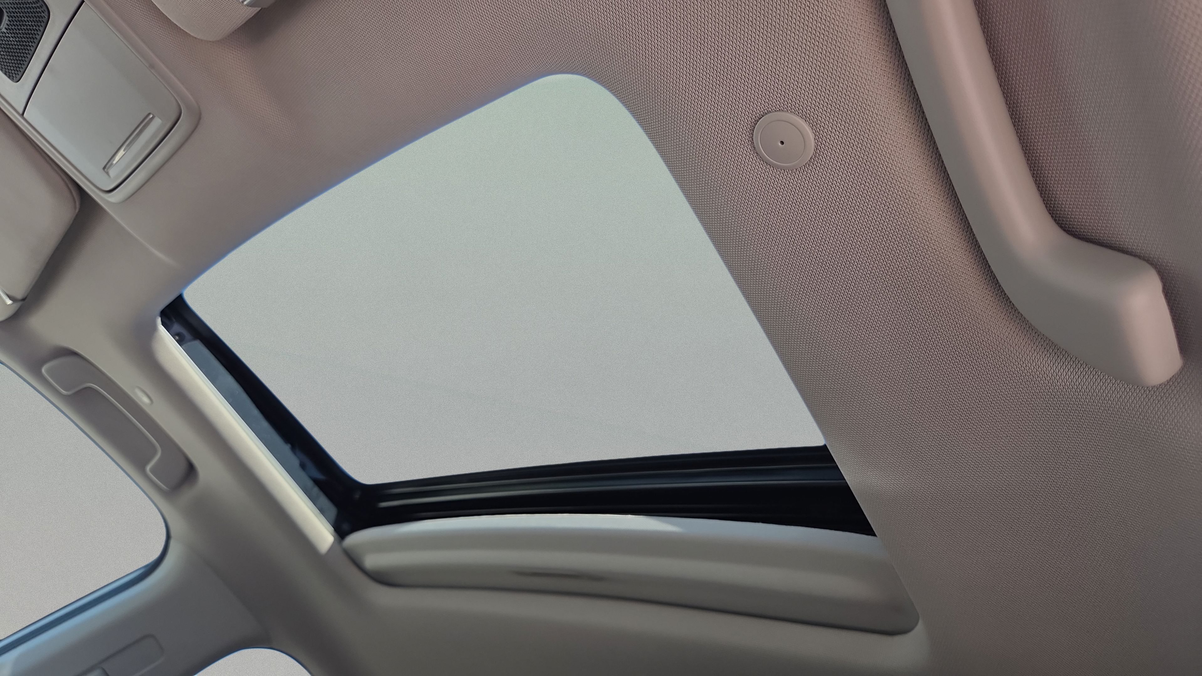 Certified 2024 Honda CR-V EX image 10