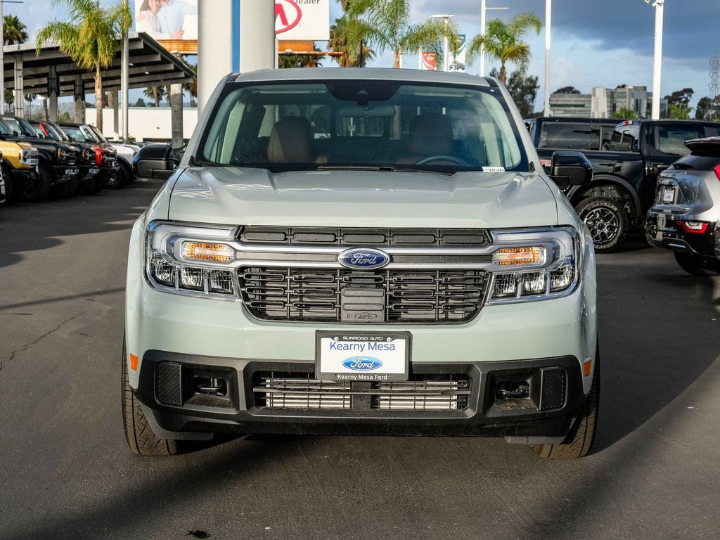 New 2024 Ford Maverick Lariat w/ FX4 Off-Road Package AWD/4WD image 2