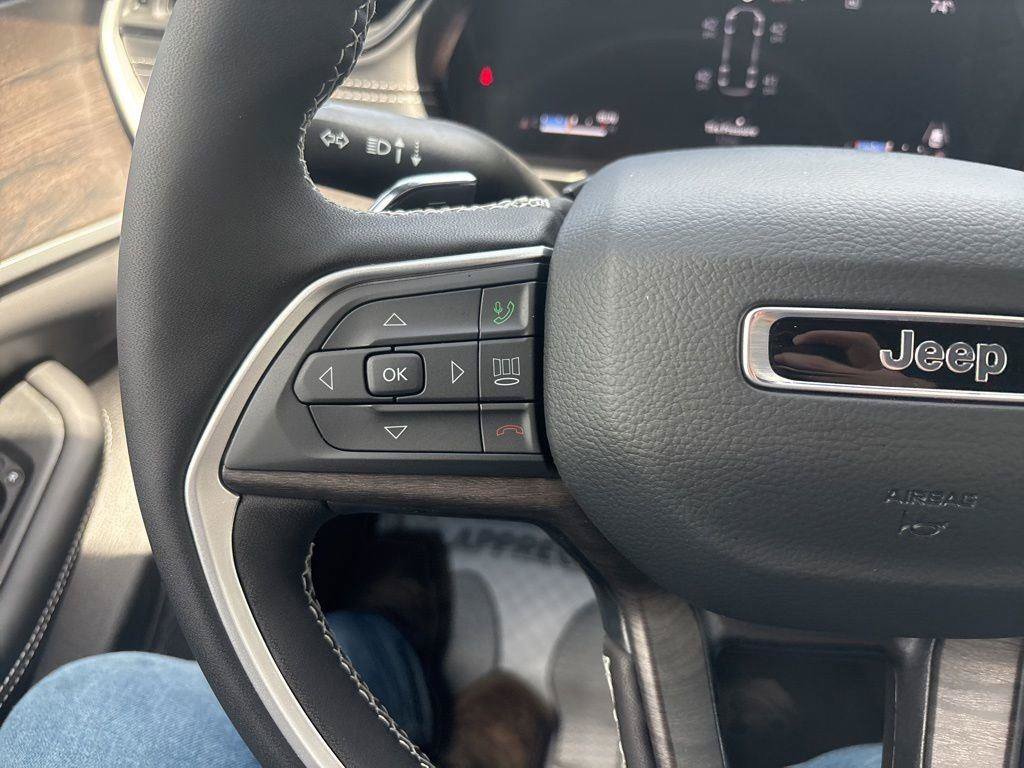 New 2026 Jeep Grand Cherokee L 4WD image 20
