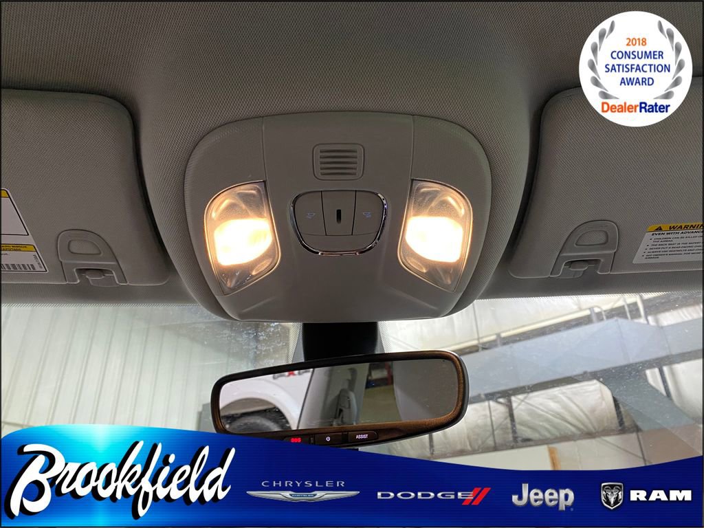 Used 2020 Jeep Compass Latitude w/ Popular Equipment Group AWD/4WD image 31