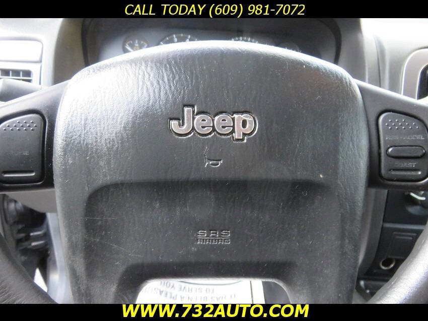 Used 2003 Jeep Grand Cherokee Laredo image 25
