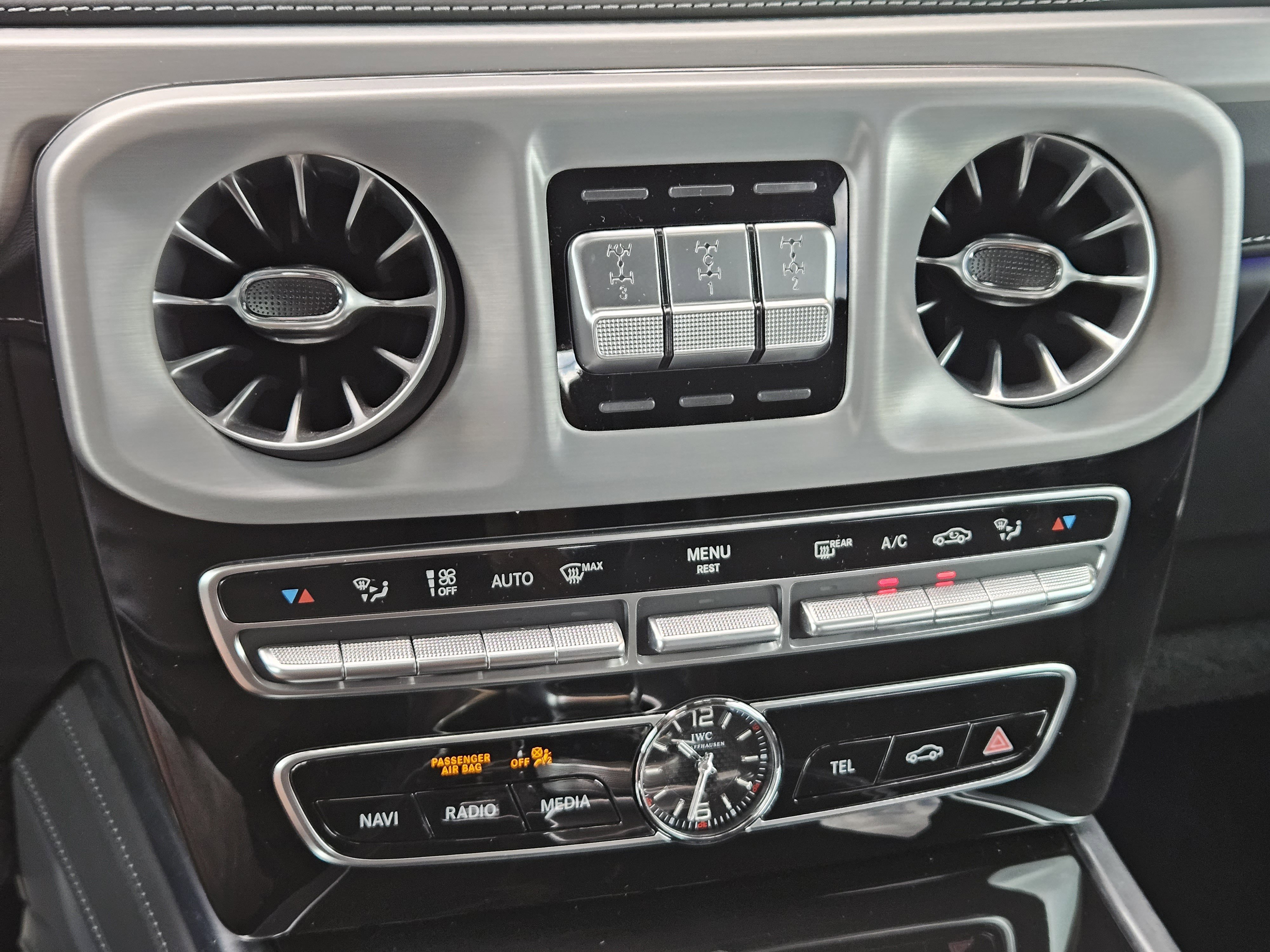Certified 2021 Mercedes-Benz G 63 AMG 4MATIC image 23