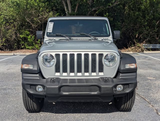 Used 2022 Jeep Wrangler Unlimited Sport AWD/4WD image 3