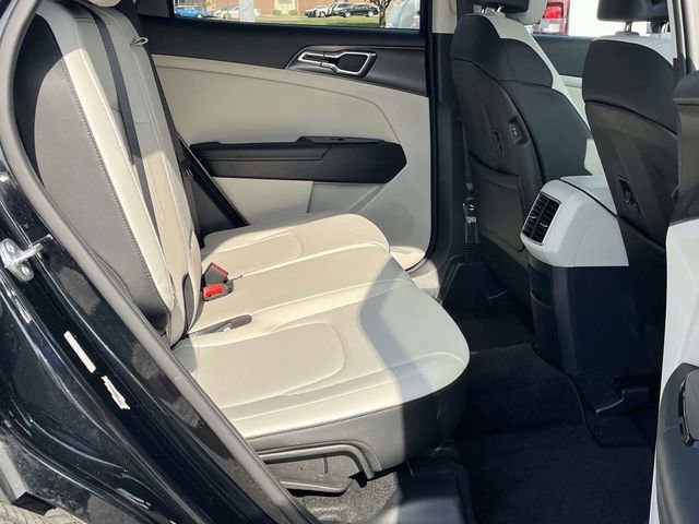 Used 2023 Kia Sportage EX FWD image 21