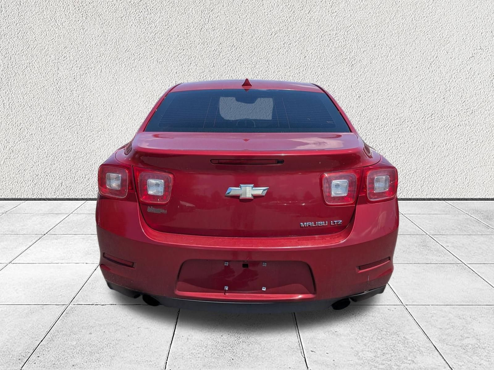 Used 2013 Chevrolet Malibu LTZ FWD image 4