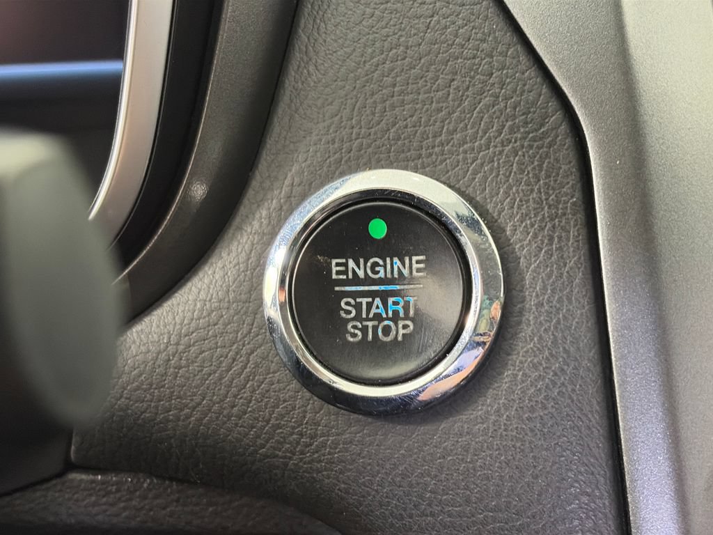 Used 2015 Ford Fusion Titanium AWD/4WD image 23