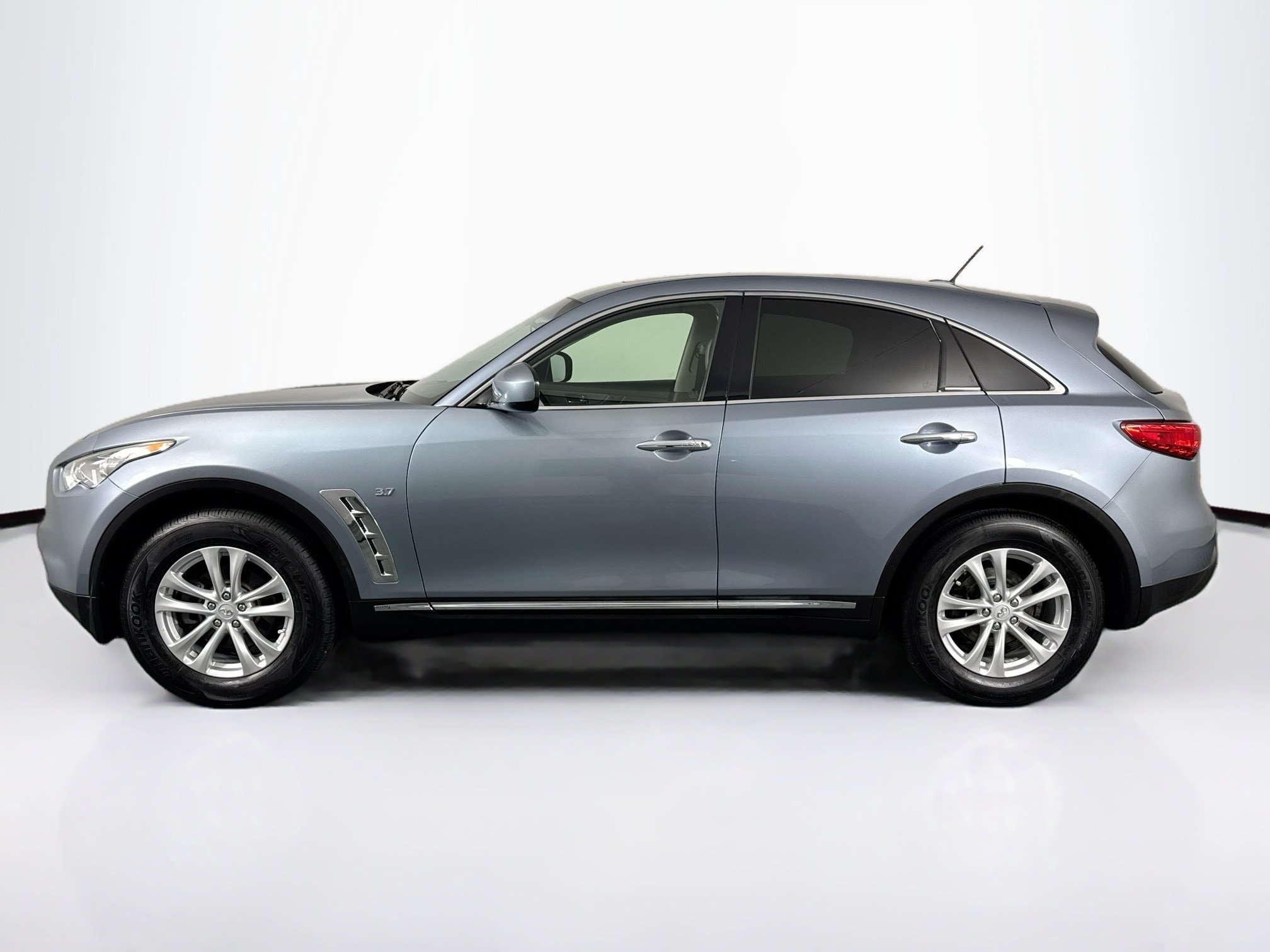 Used 2017 INFINITI QX70 AWD image 11