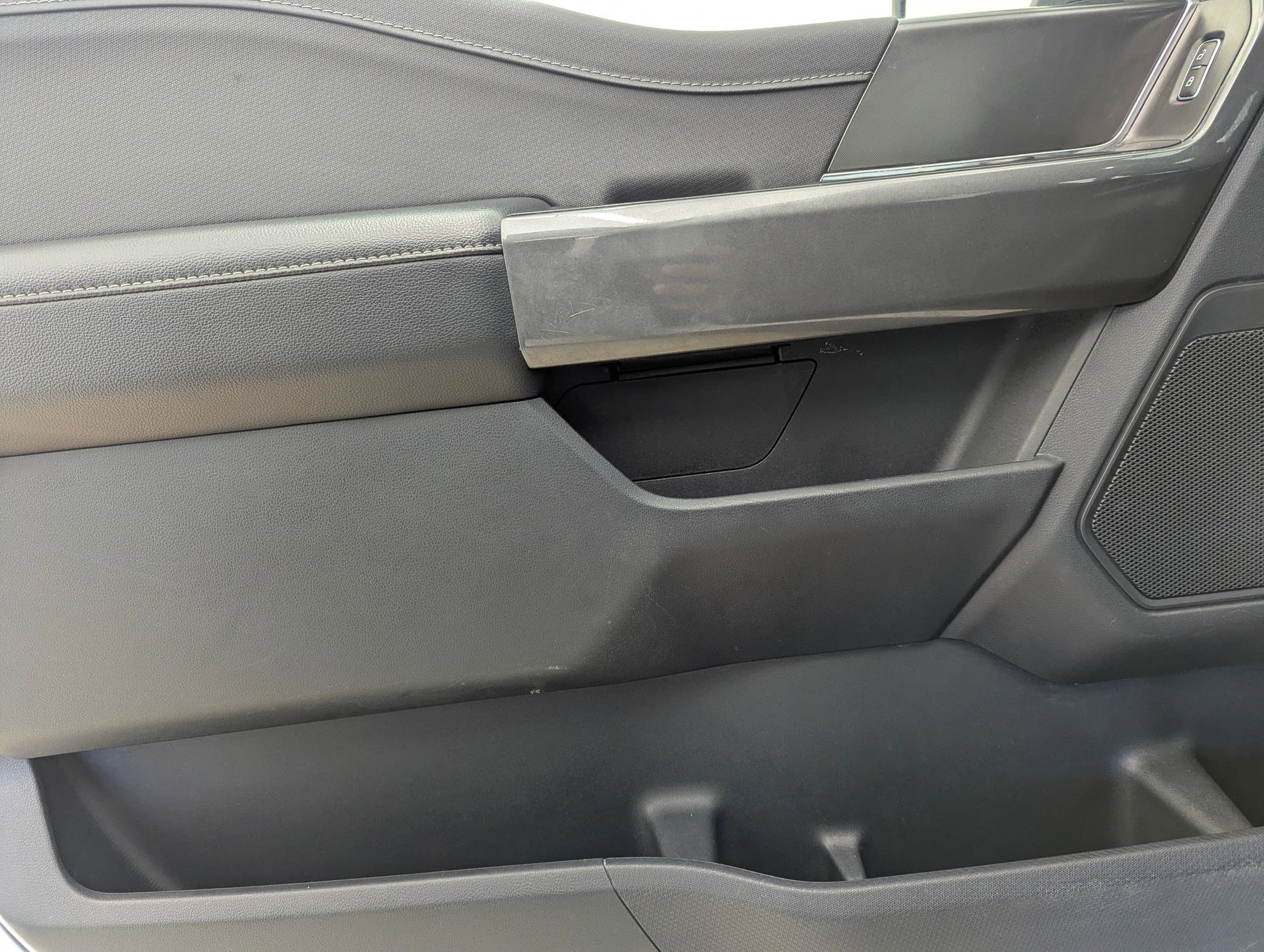 Certified 2023 Ford F150 XLT w/ Equipment Group 302A High image 13