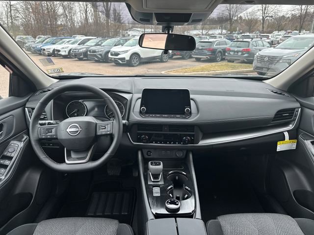 New 2026 Nissan Rogue SV image 6
