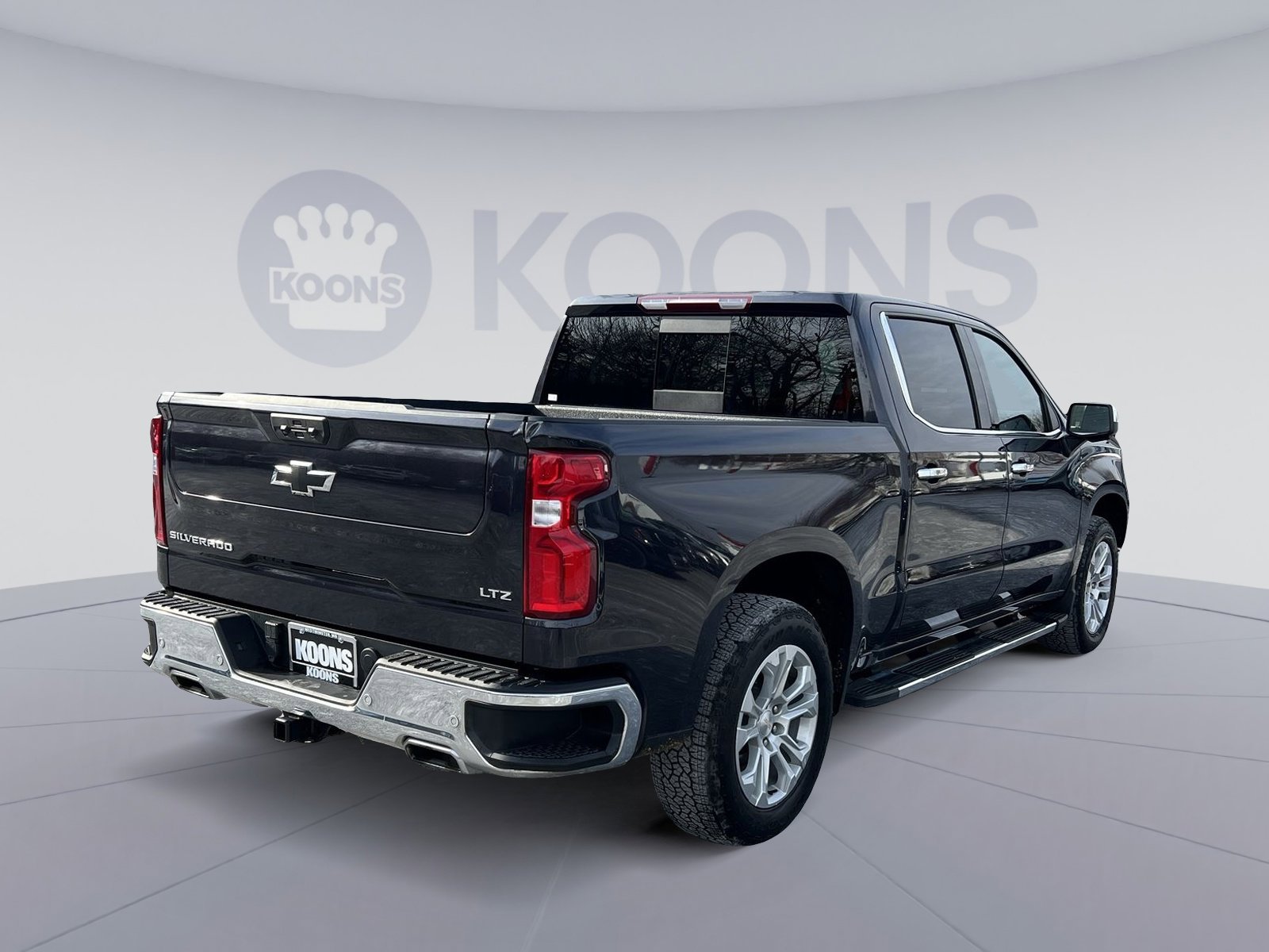 Used 2022 Chevrolet Silverado 1500 LTZ image 7