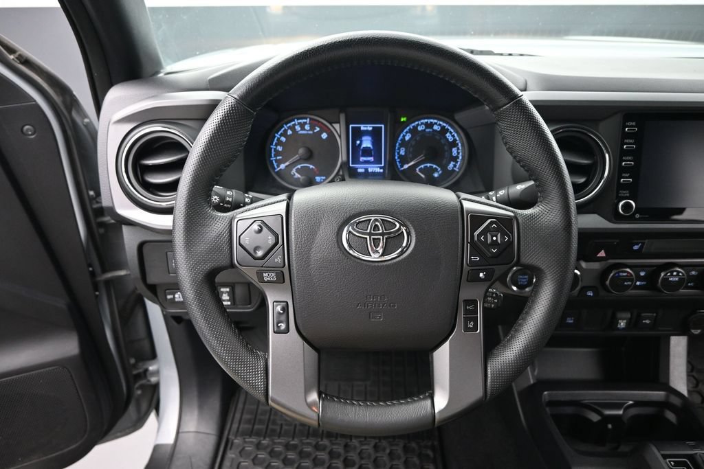 Used 2021 Toyota Tacoma 4x4 Double Cab image 14