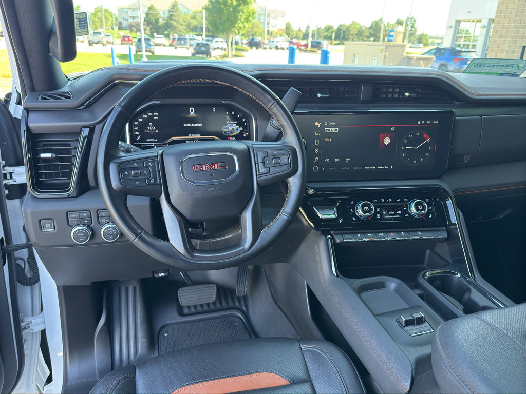 Used 2024 GMC Sierra 2500 AT4 w/ Technology Package AWD/4WD image 19