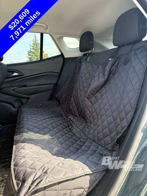 Used 2025 Chevrolet Trax LS w/ LS Convenience Package FWD image 26