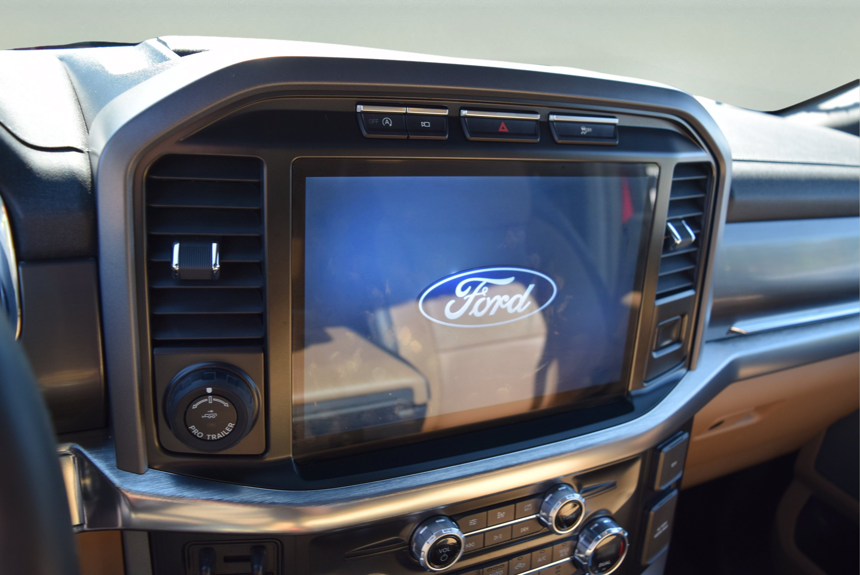 Used 2021 Ford F150 Lariat w/ Equipment Group 502A High AWD/4WD image 15