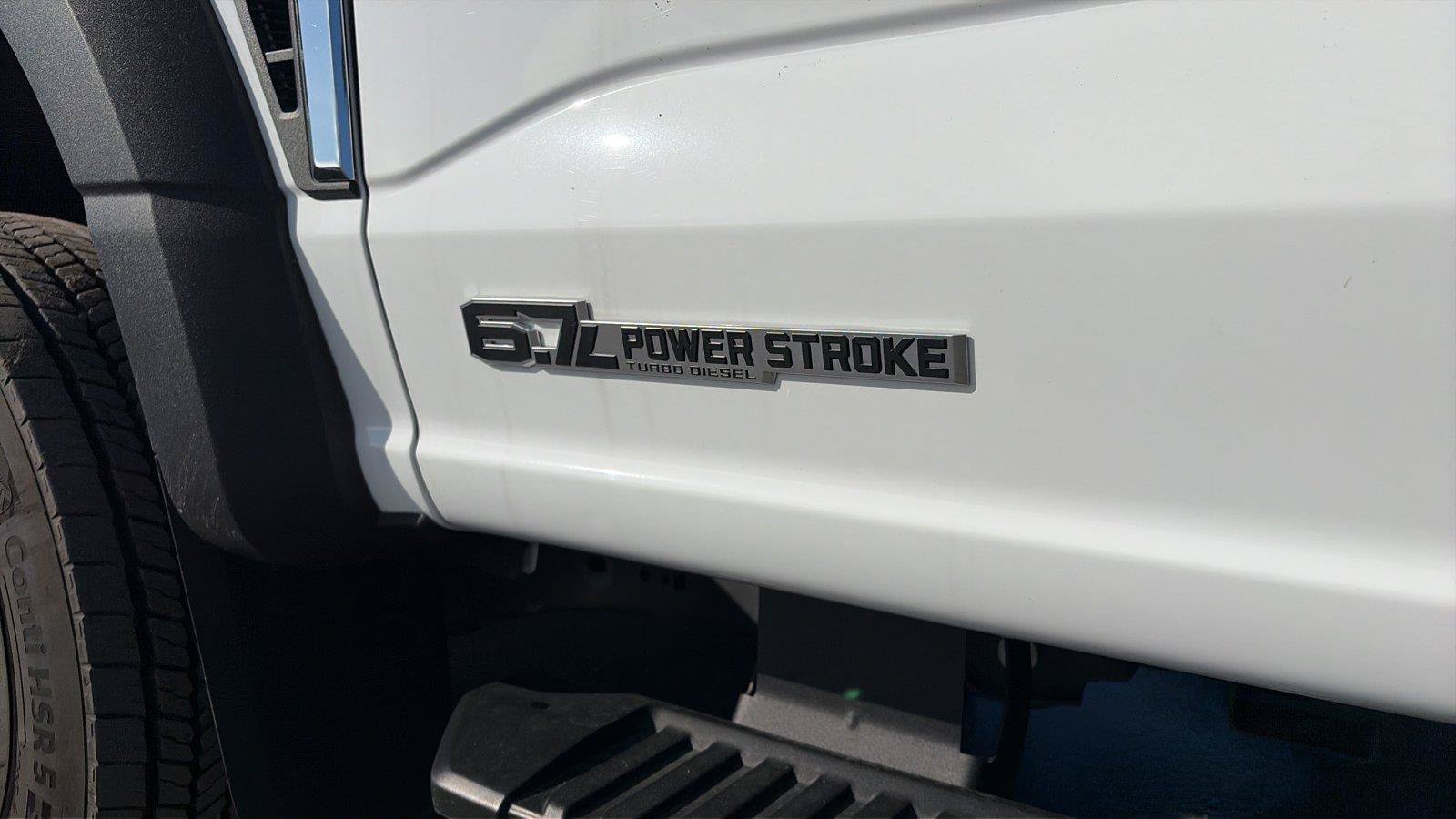 Used 2024 Ford F550 4x4 SuperCab Super Duty image 39