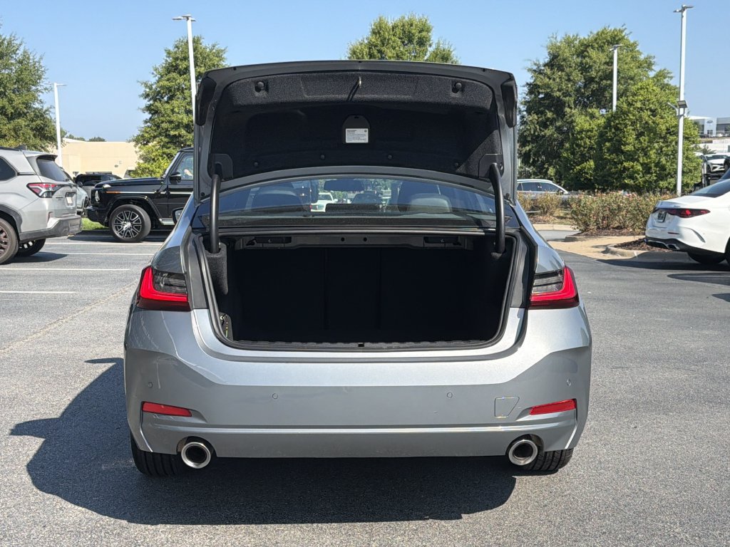 Used 2024 BMW 330i Sedan RWD image 14