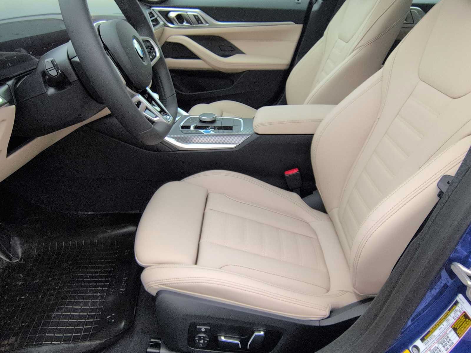 Used 2026 BMW i4 xDrive40i w/ M Sport Package AWD/4WD image 17