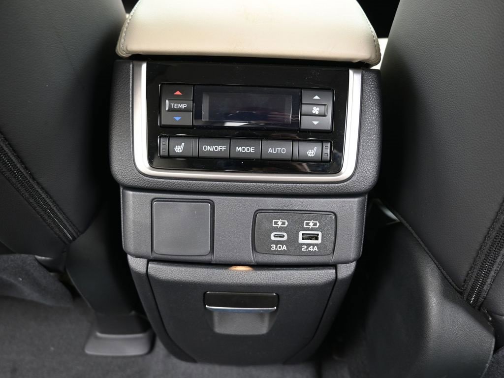 New 2026 Subaru Ascent Limited image 17