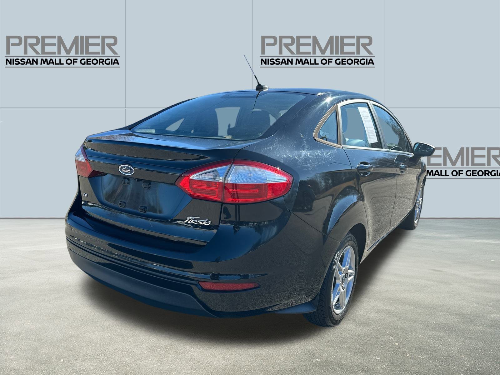 Used 2019 Ford Fiesta SE image 5