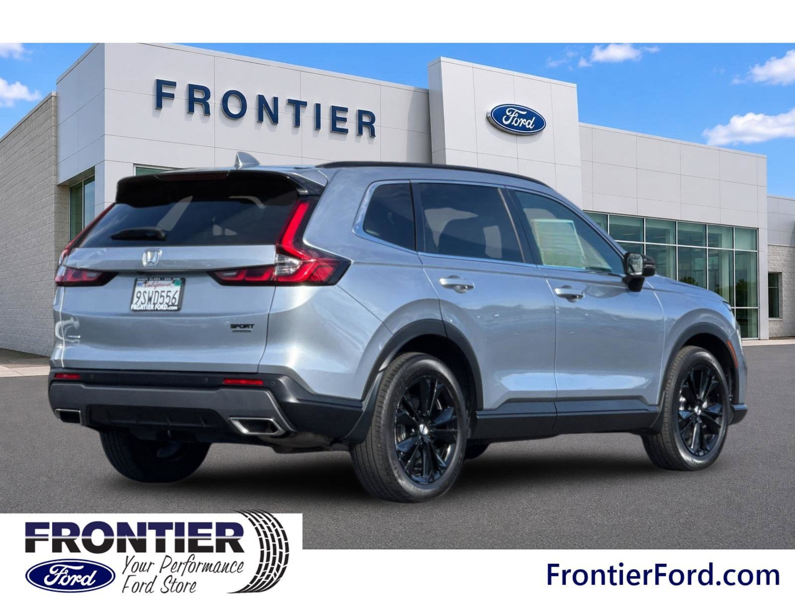 Used 2023 Honda CR-V Sport Touring image 5