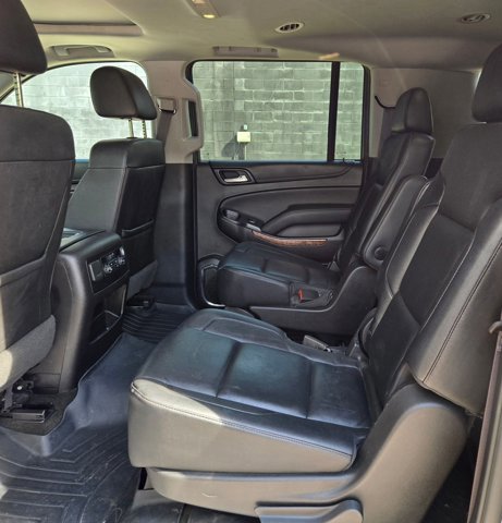 Used 2017 Chevrolet Suburban Premier image 18