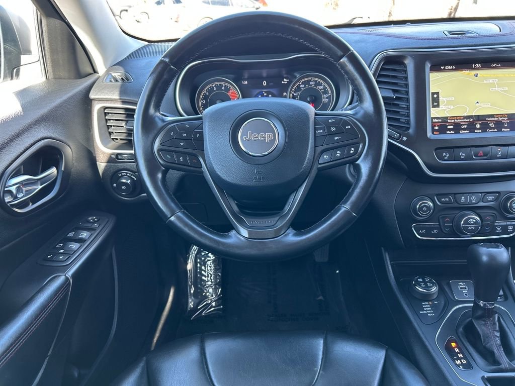 Used 2020 Jeep Cherokee Trailhawk w/ Technology Group image 9