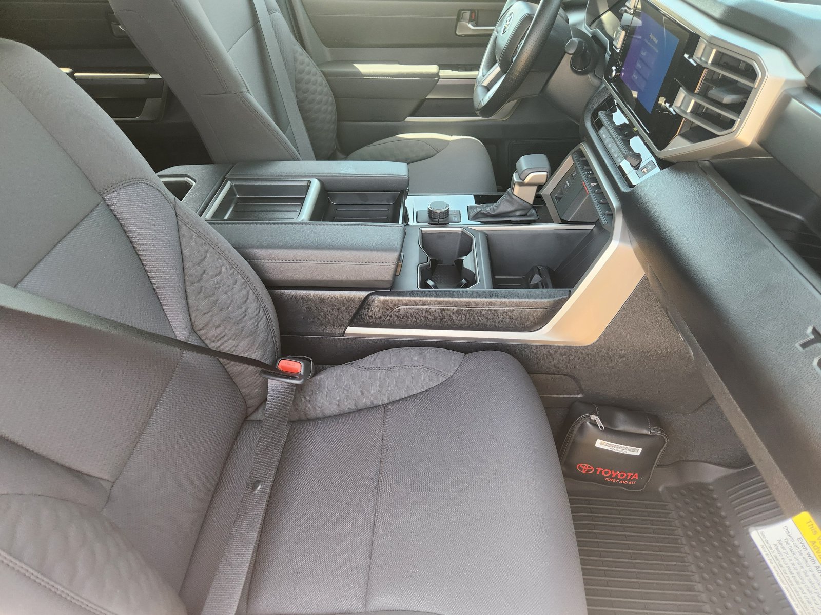 New 2026 Toyota Tundra SR5 w/ SR5 Convenience Package RWD image 13