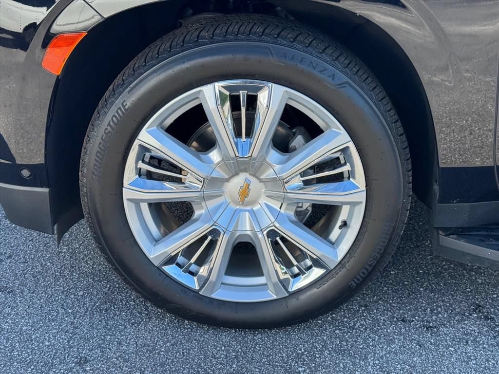 Used 2023 Chevrolet Tahoe High Country w/ Advanced Technology Package AWD/4WD image 9