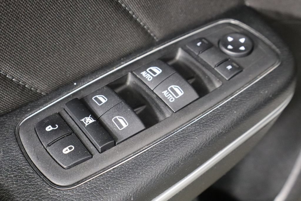 Used 2023 Dodge Charger SXT RWD image 22