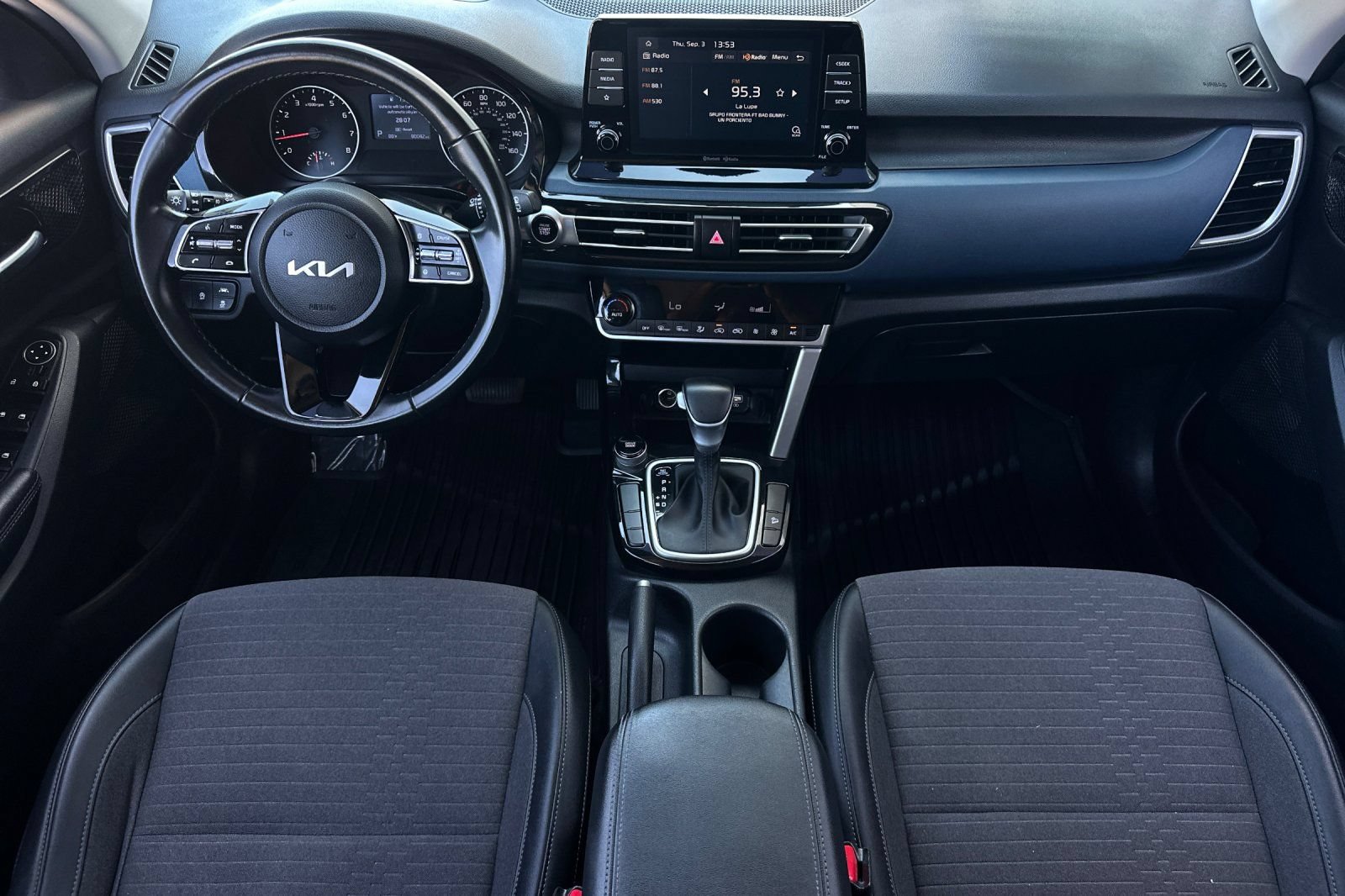 Used 2023 Kia Seltos S FWD image 16