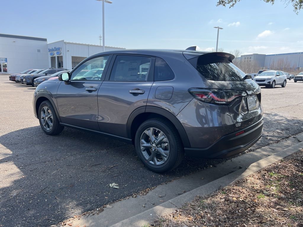 New 2026 Honda HR-V LX image 4