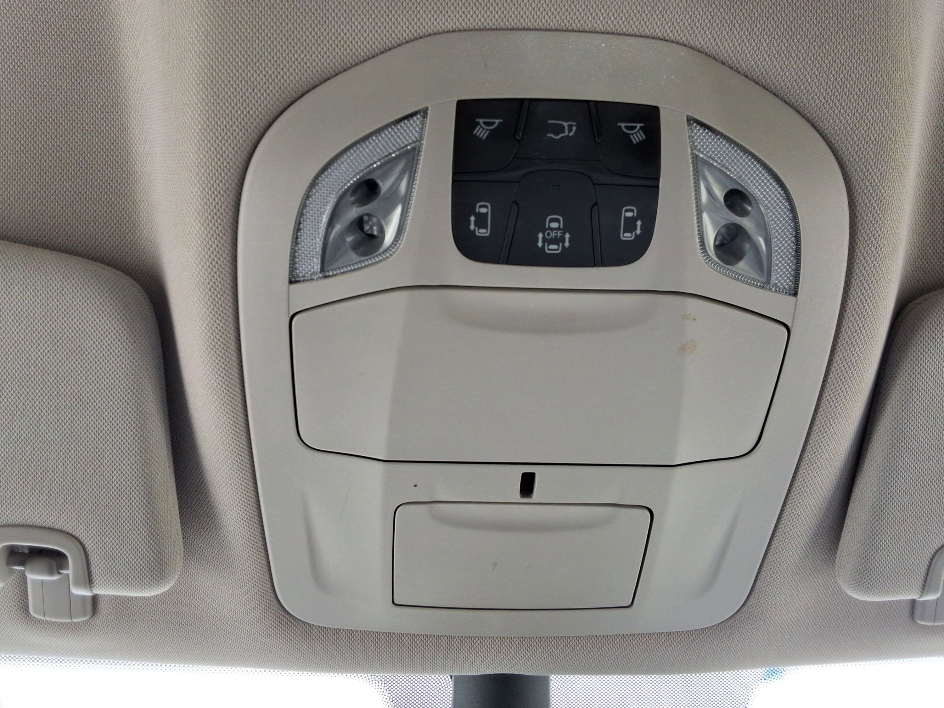 Used 2023 Chrysler Pacifica Touring-L FWD image 20