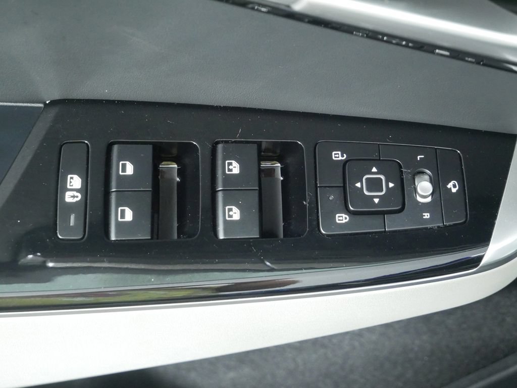 Certified 2024 Kia EV6 GT-Line AWD/4WD image 24