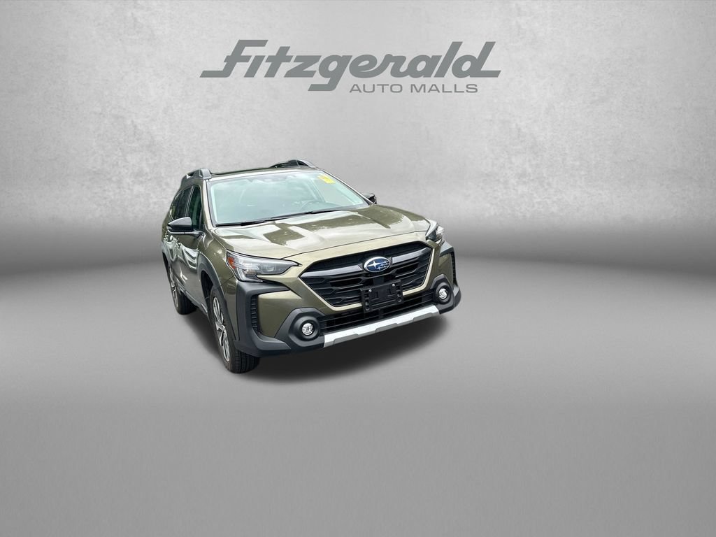 Used 2025 Subaru Outback Limited AWD/4WD image 1