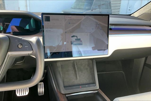 Used 2022 Tesla Model X image 6