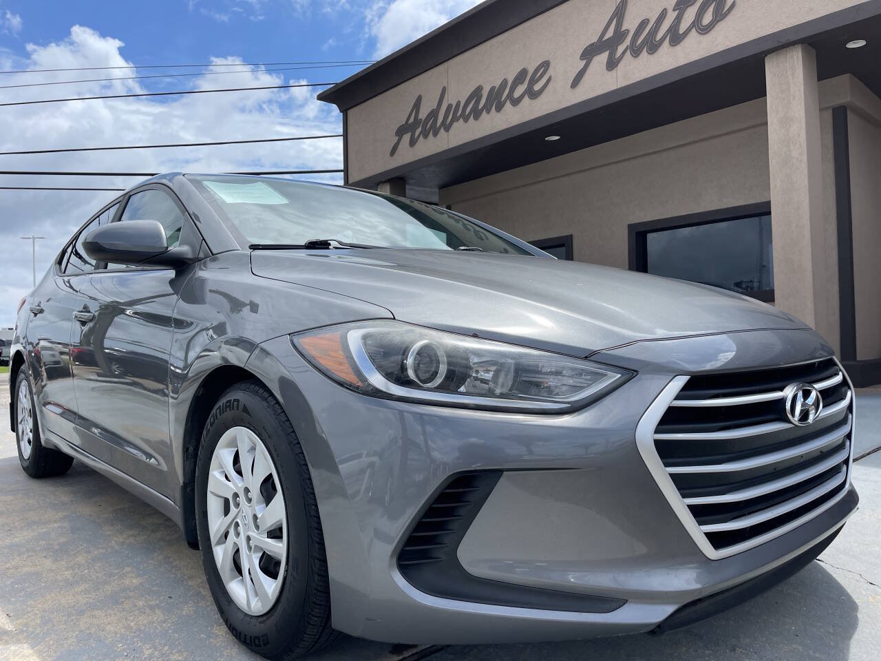 Used 2018 Hyundai Elantra SE