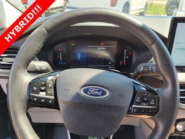 Used 2023 Ford Escape SE image 26