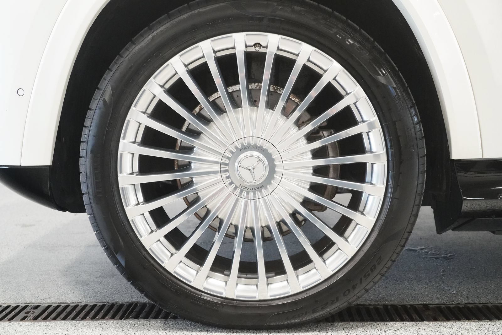 Certified 2023 Mercedes-Benz Maybach GLS 600 4MATIC image 8
