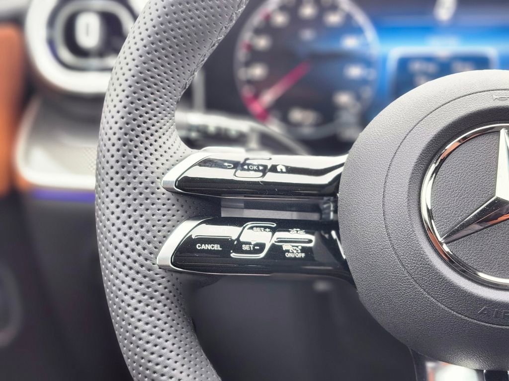 New 2026 Mercedes-Benz GLC 300 4MATIC image 28