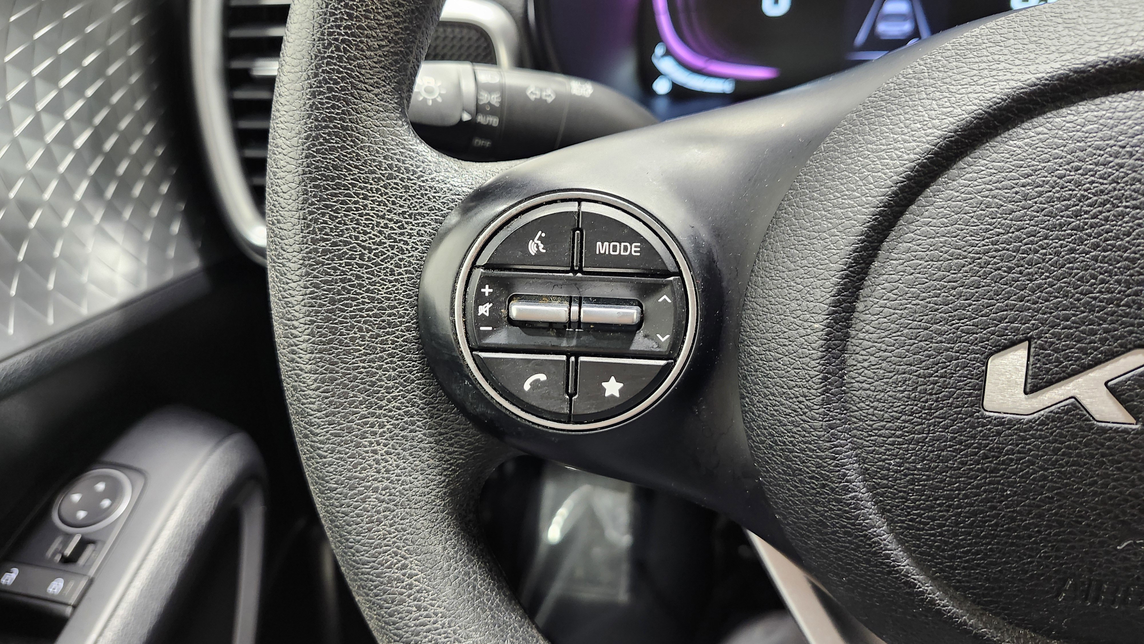 Used 2023 Kia Soul LX w/ Option Group 015 image 30