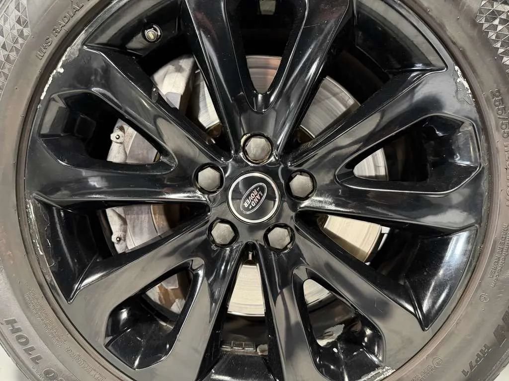 Used 2013 Land Rover Range Rover HSE AWD/4WD image 10
